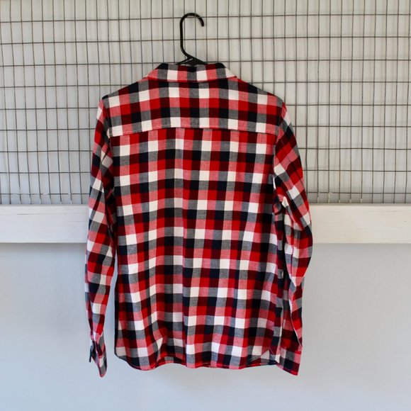 Red Women's Flannel Long Sleeve - Picture 7 of 9